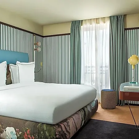 Du Rond-point Des Champs-elysees - Esprit De France 4* 파리