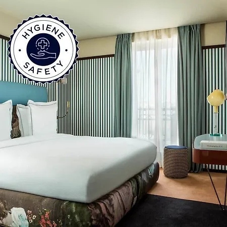 Hotel Du Rond-point Des Champs-elysees - Esprit De France