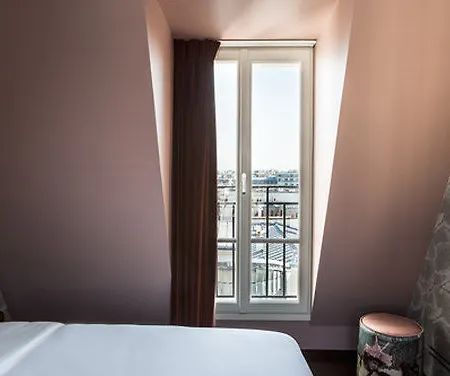 Hotel Du Rond-point Des Champs-elysees - Esprit De France Paris
