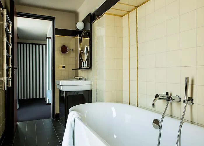 Ξενοδοχείο Du Rond-point Des Champs-elysees - Esprit De France Παρίσι