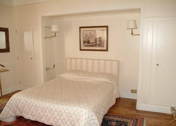 Ξενοδοχείο Du Rond-point Des Champs-elysees - Esprit De France Παρίσι