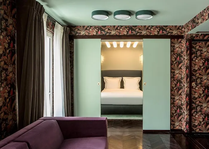 Du Rond-point Des Champs-élysées - Esprit De France Hotel
