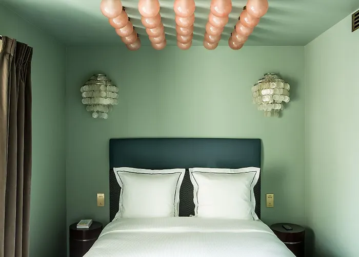 Hotel Du Rond-point Des Champs-élysées - Esprit De France Paris