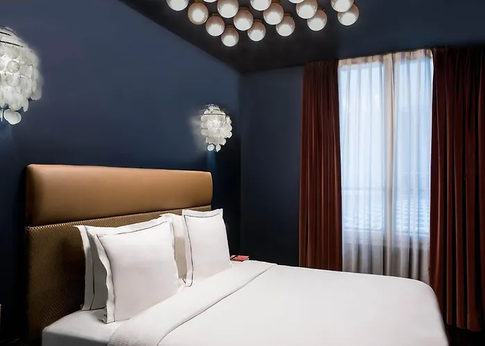 Hotel Du Rond-point Des Champs-élysées - Esprit De France Paris