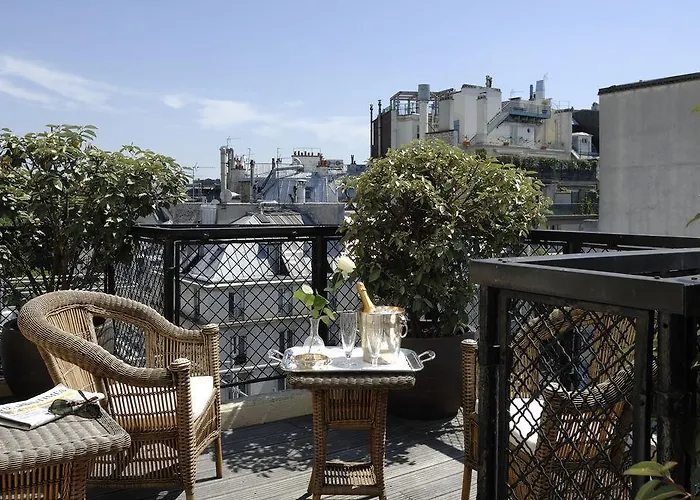 Hotel Du Rond-point Des Champs-élysées - Esprit De France